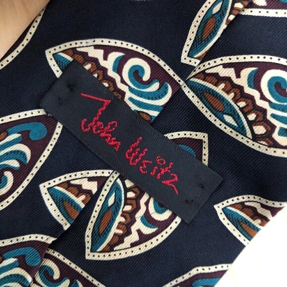 Vintage John Weitz Silk Necktie - Old Money - Picture 2 of 6